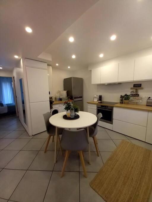 Superbe Appartement Moderne En Rez-De-Chaussee Ozoir-la-Ferrière Eksteriør bilde